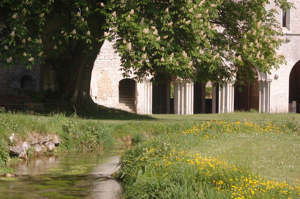 La Chaiserie La Croix-Saint-Leufroy Exterior photo